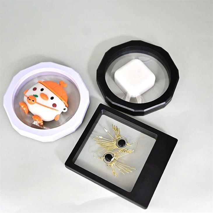 Popular 3D Clear Plastic Floating Frame Packaging Box Popular Magnetic Transparent Film Jewelry Box Factory Supply